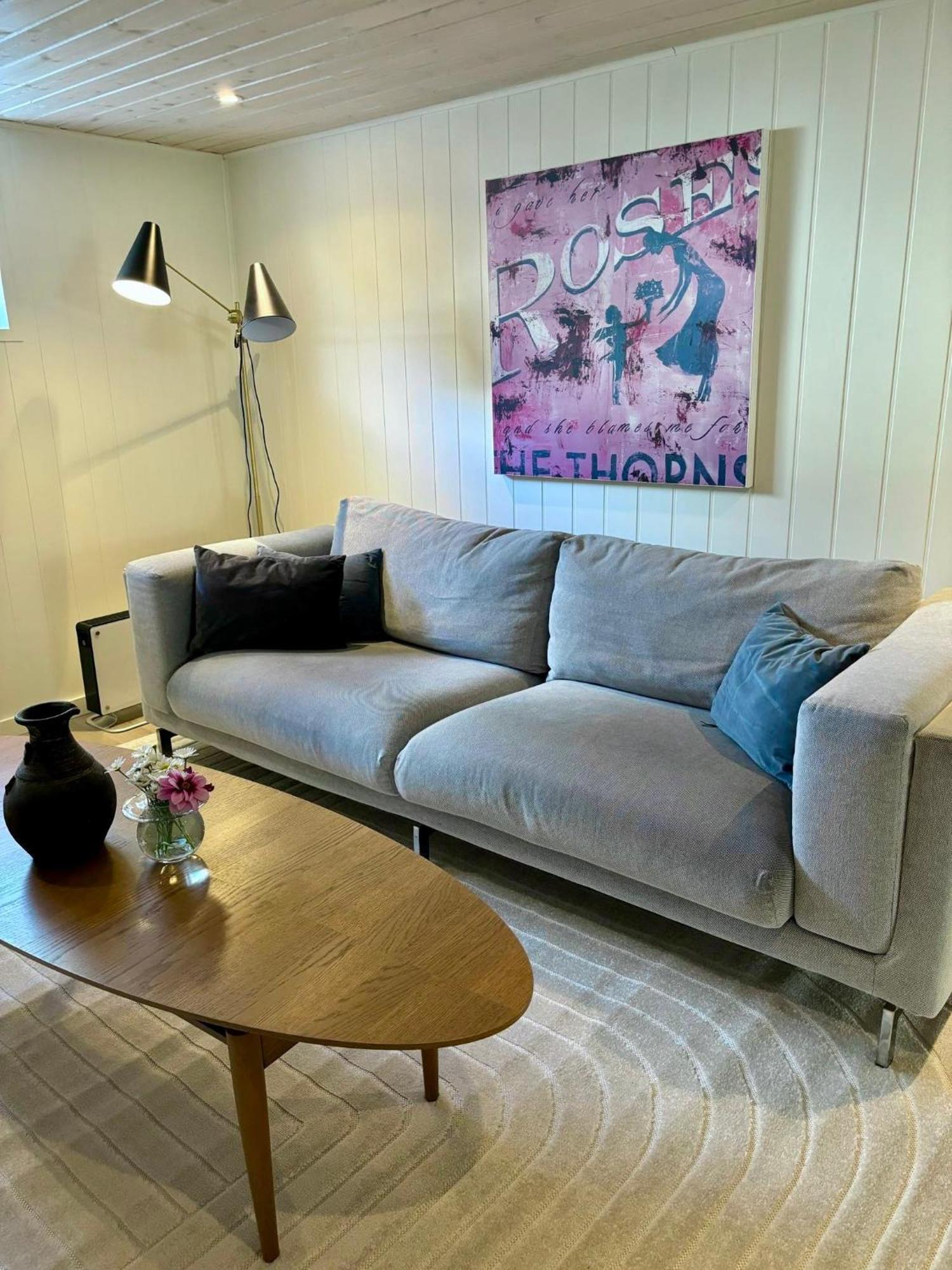 Apartment Down Town With Outside Area In *
